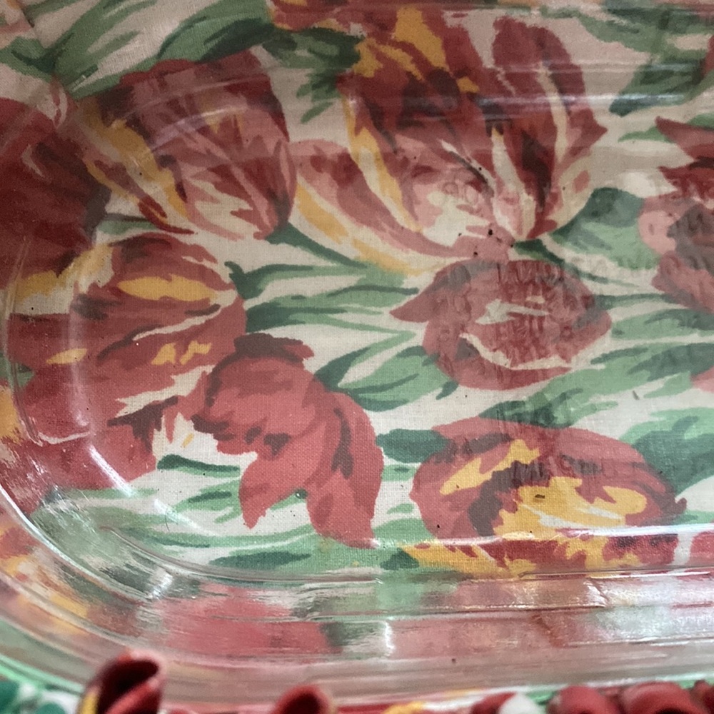 Longaberger 1995 May Series Tulip Basket with Liner & Protector - Picture 2 of 4